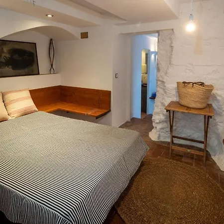 Flateli Sa Tuna Apartment Begur